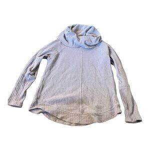 Lightweight Cupio cowl neck sweater. Light lilac